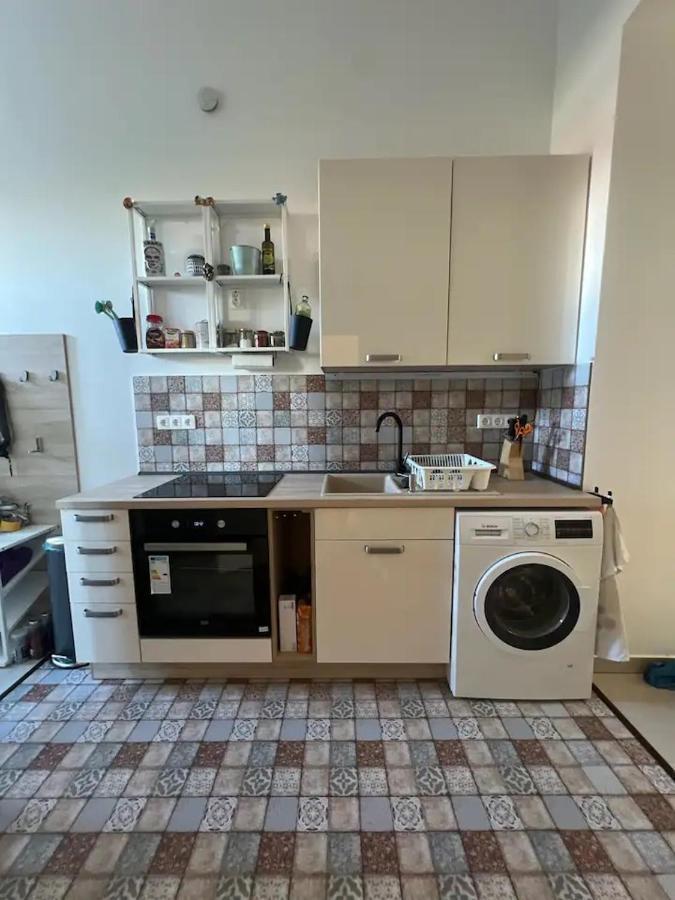 Apartament 3-br Flat In Jewish Quarter *